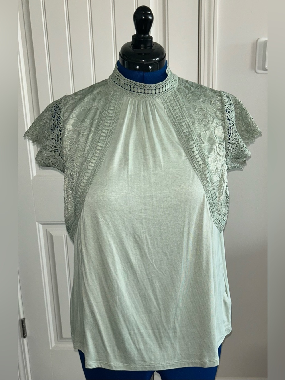 Cable & Gauge Lace Yoke High-Neck Women’s Top in Sage